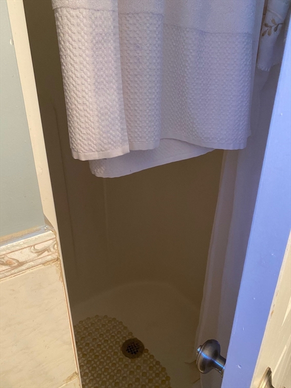 1 Salem Street, Unit B1 Wakefield, MA 01880 - Photo 11 of 12 a bathroom with a shower