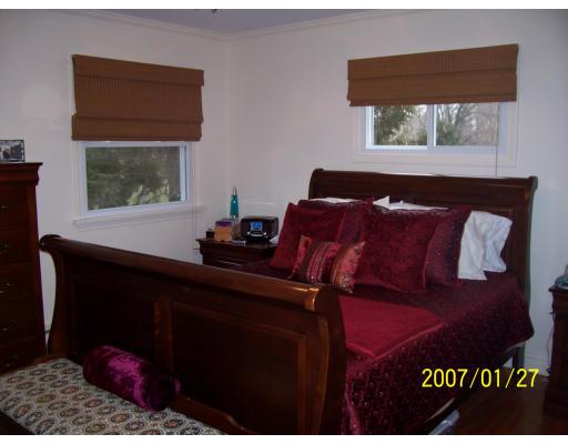 17 Milton Road Waterford, CT 06375 - Photo 3 of 5