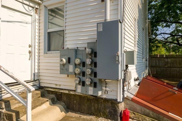 5 Palm Street Worcester, MA 01604 - Photo 8 of 25 Gallery Image 8