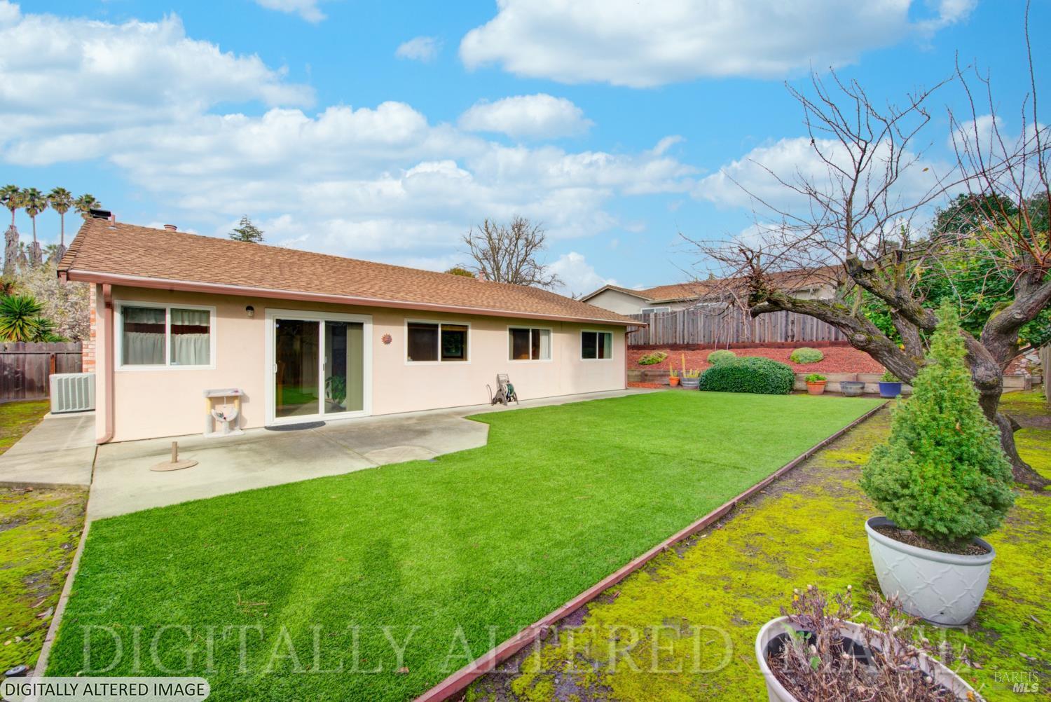 909 Seascape Circle Rodeo, CA 94572 - Photo 27 of 44