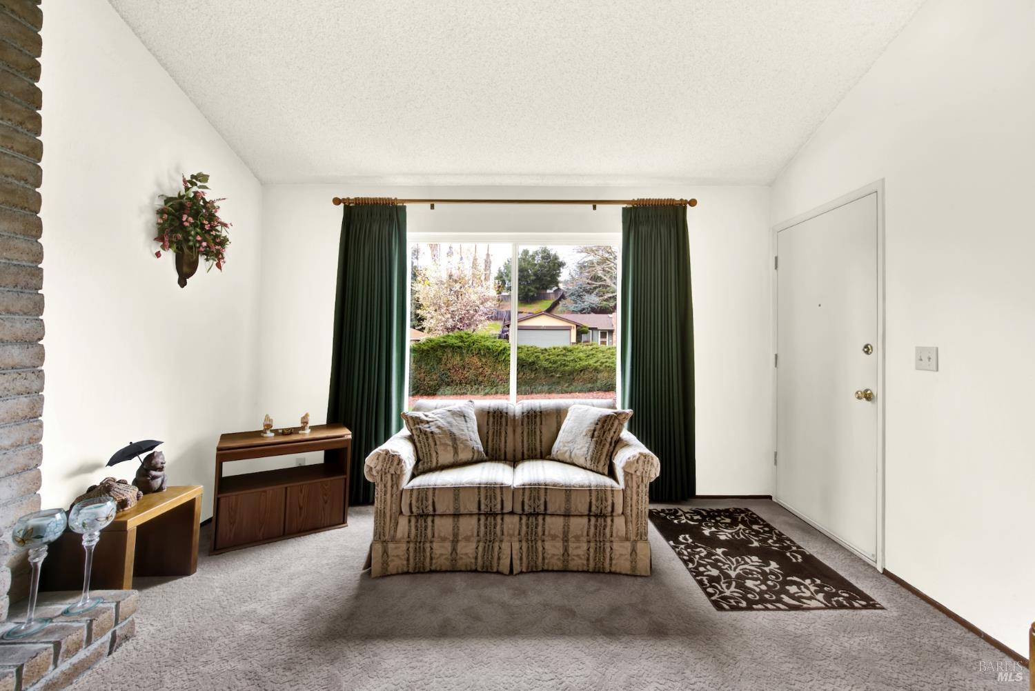 909 Seascape Circle Rodeo, CA 94572 - Photo 8 of 44