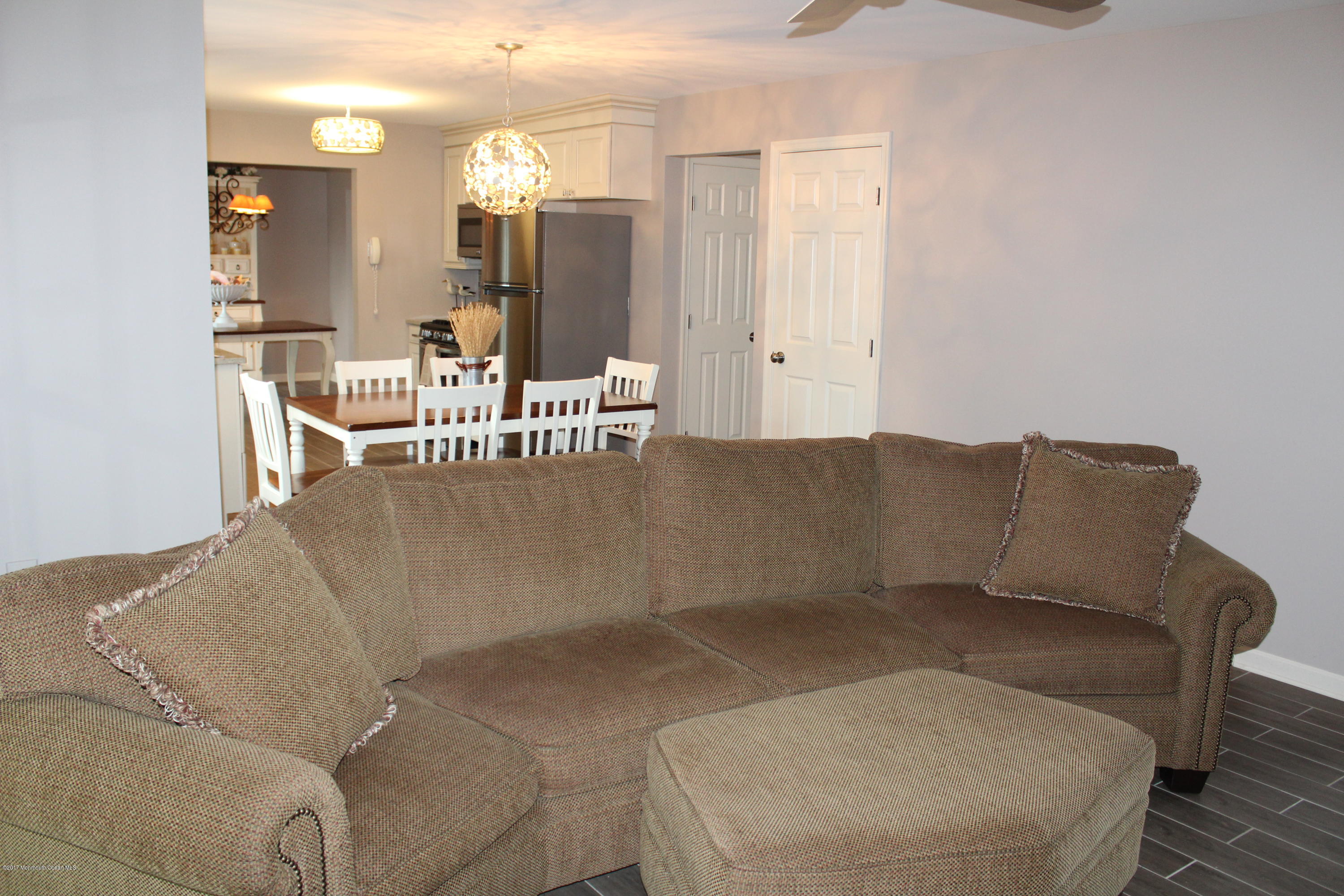 123 Mathis Drive Brick, NJ 08723 - Photo 9 of 29 Family Room