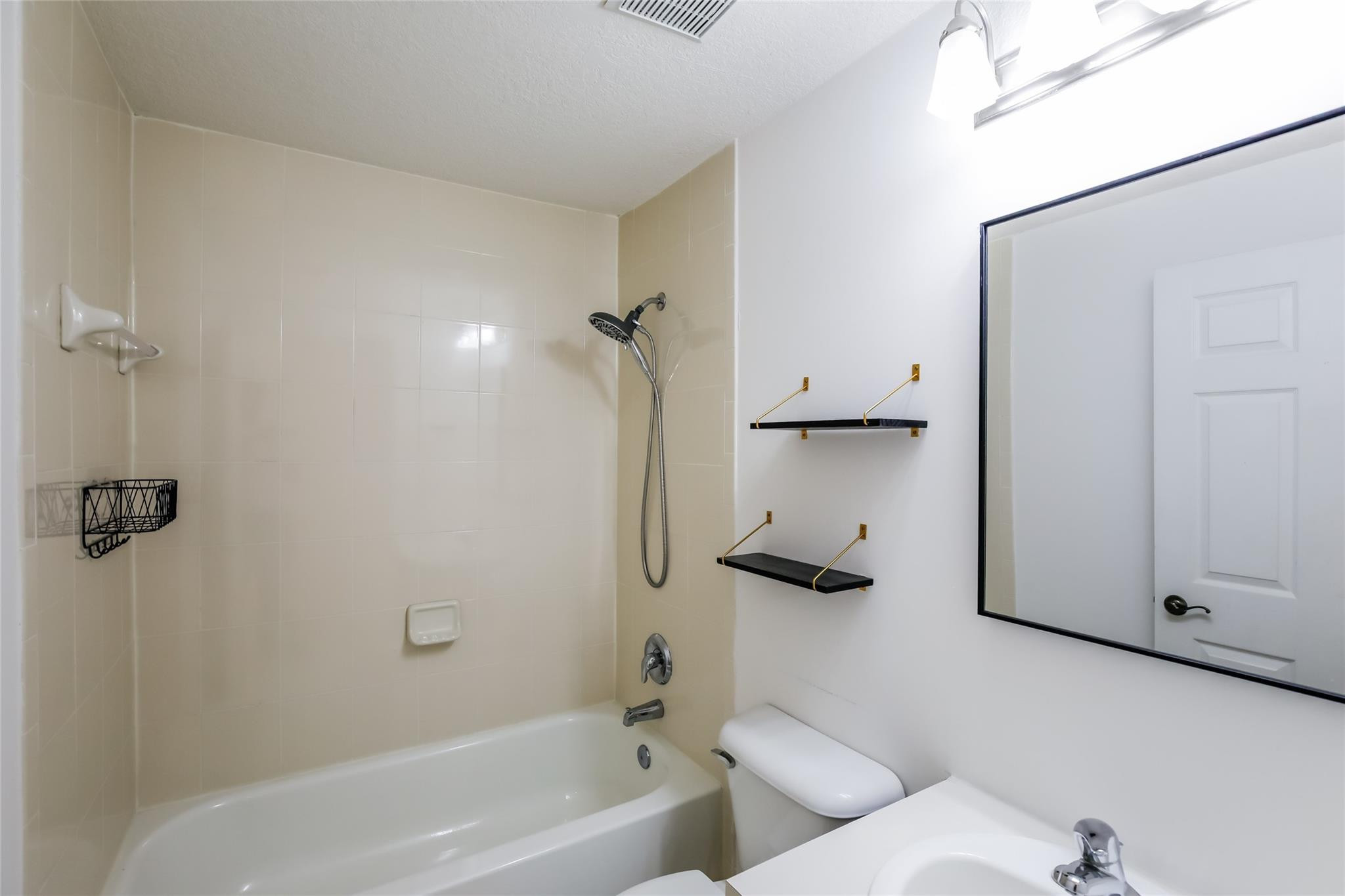 1948 Southeast 23rd Road, Unit 1948 Homestead, FL 33035 - Photo 8 of 18 Photo 8