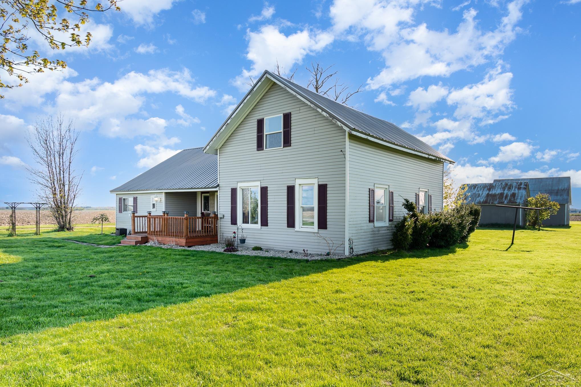2485 North Merrill Road Merrill, MI 48637 - Photo 3 of 21