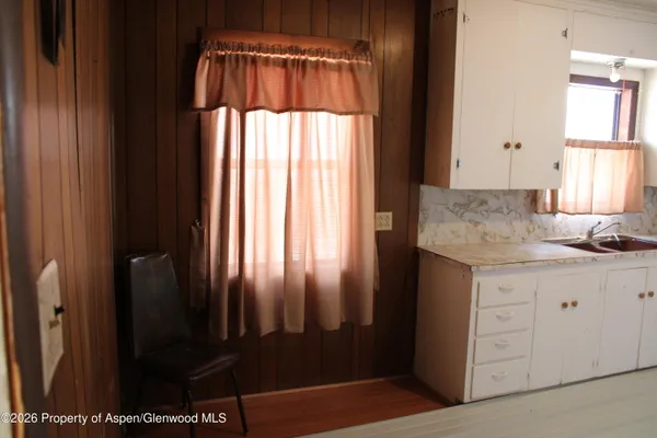$195,000 | 302 West Main Street, Rangely, CO 81648