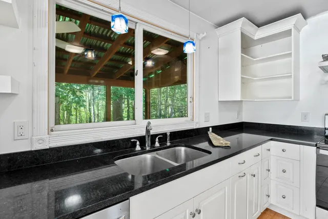 $500,000 | 124 Exeter Road, North Hampton, NH 03862