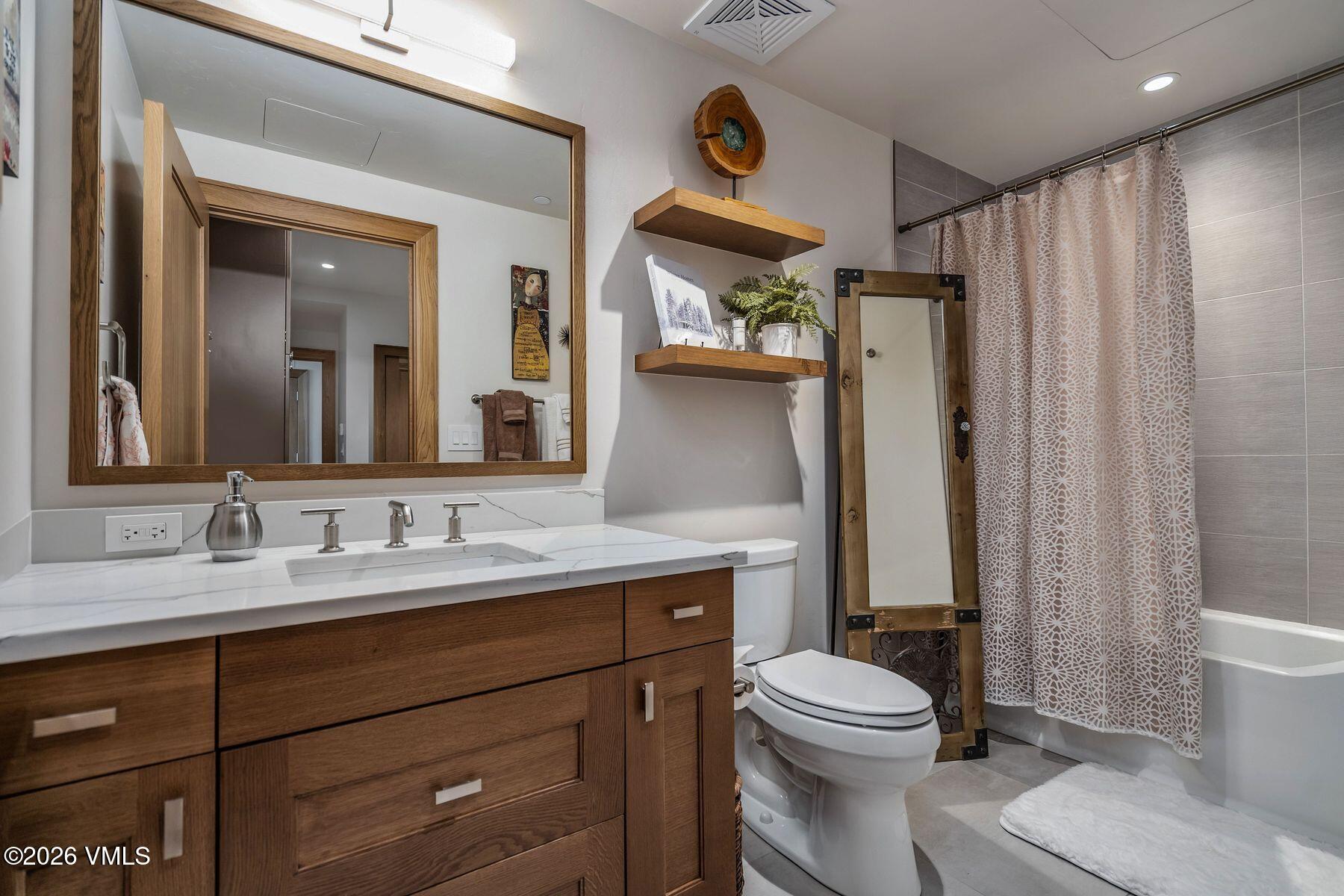 1 Waterfront Way, Unit 101 Avon, CO 81620 - Photo 12 of 20 photo_online_012