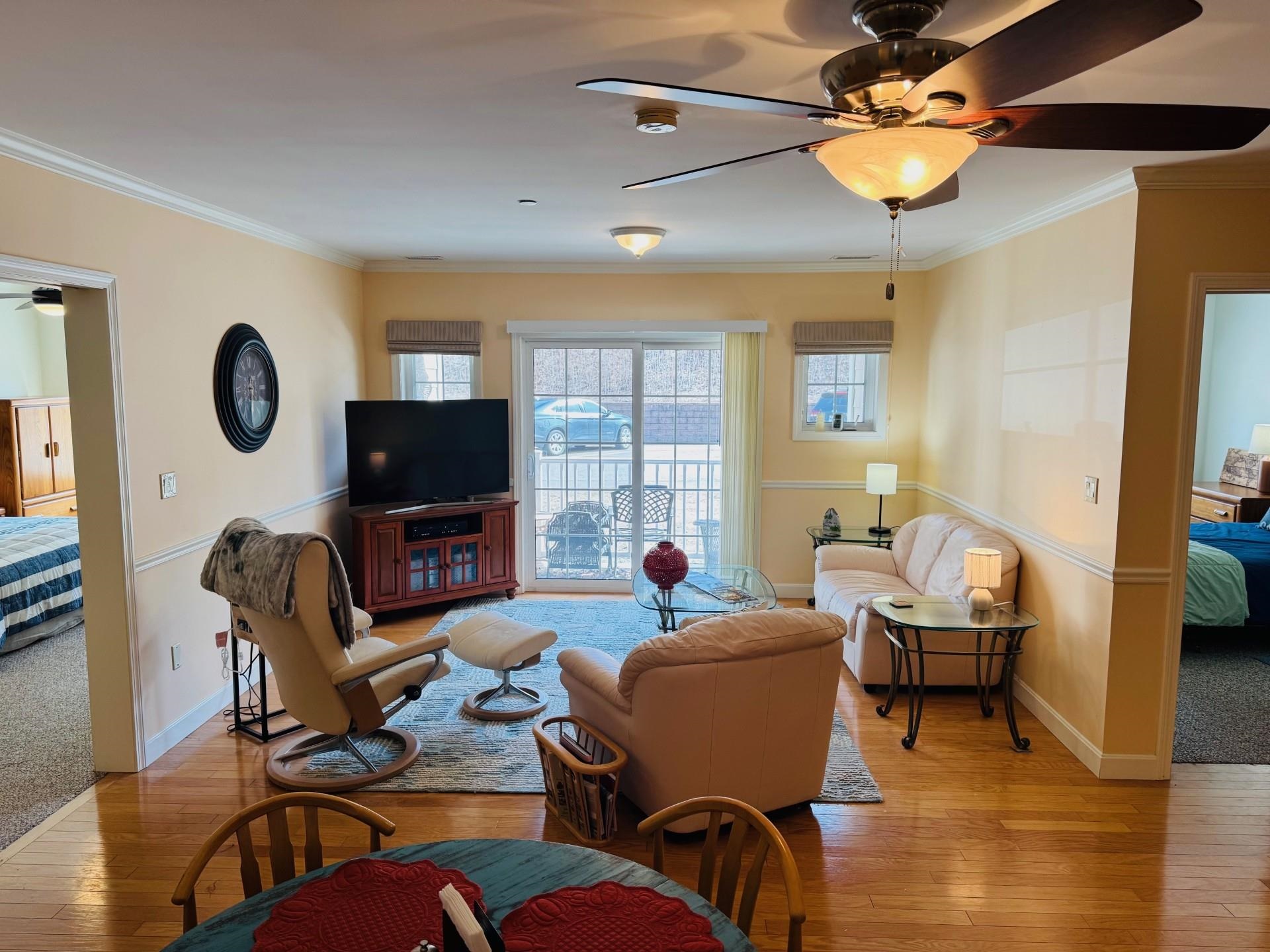 3 Abbey Lane, Unit 7 Meredith, NH 03253 - Photo 4 of 24