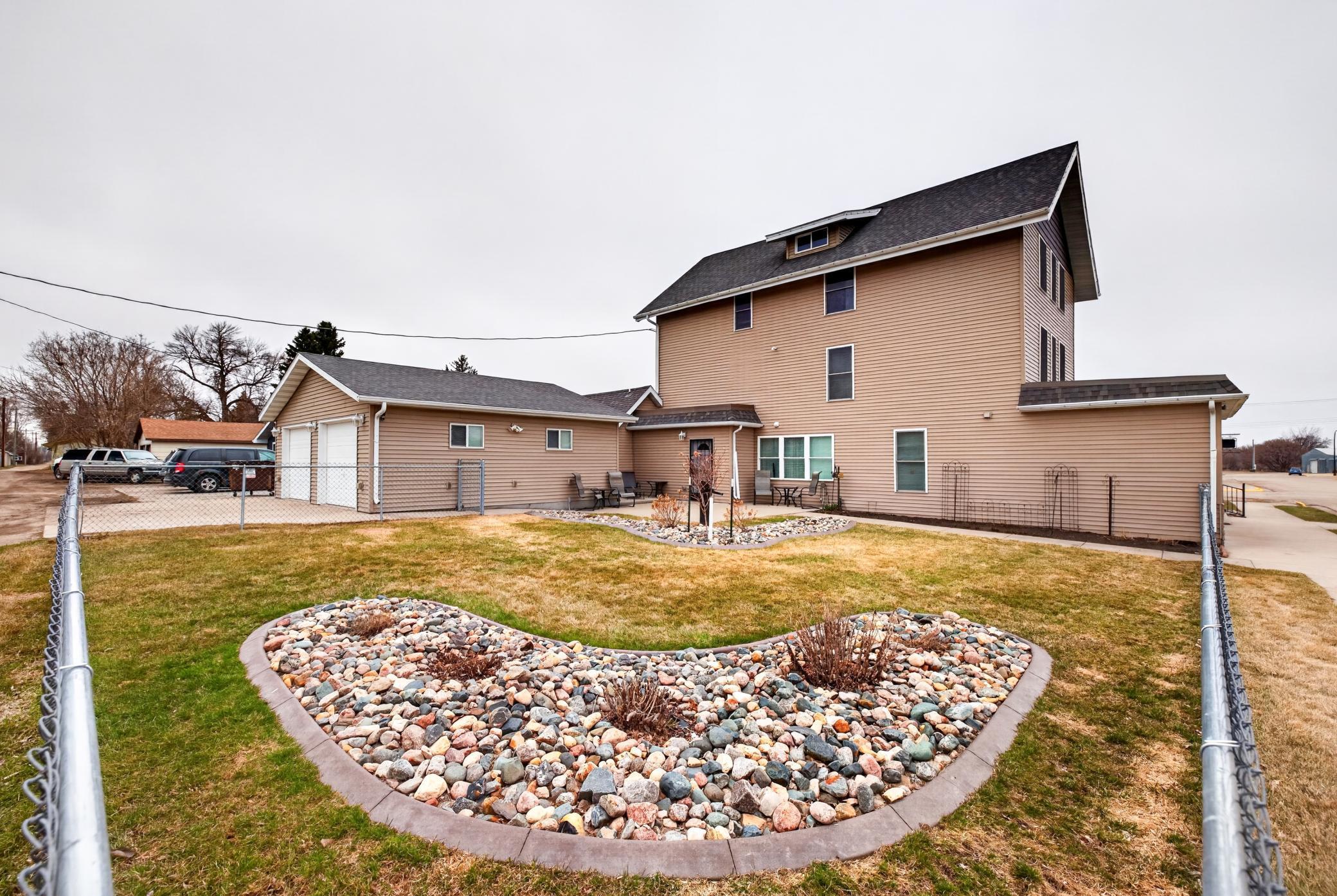 202 3rd Avenue Southeast Barnesville, MN 56514 - Photo 5 of 65