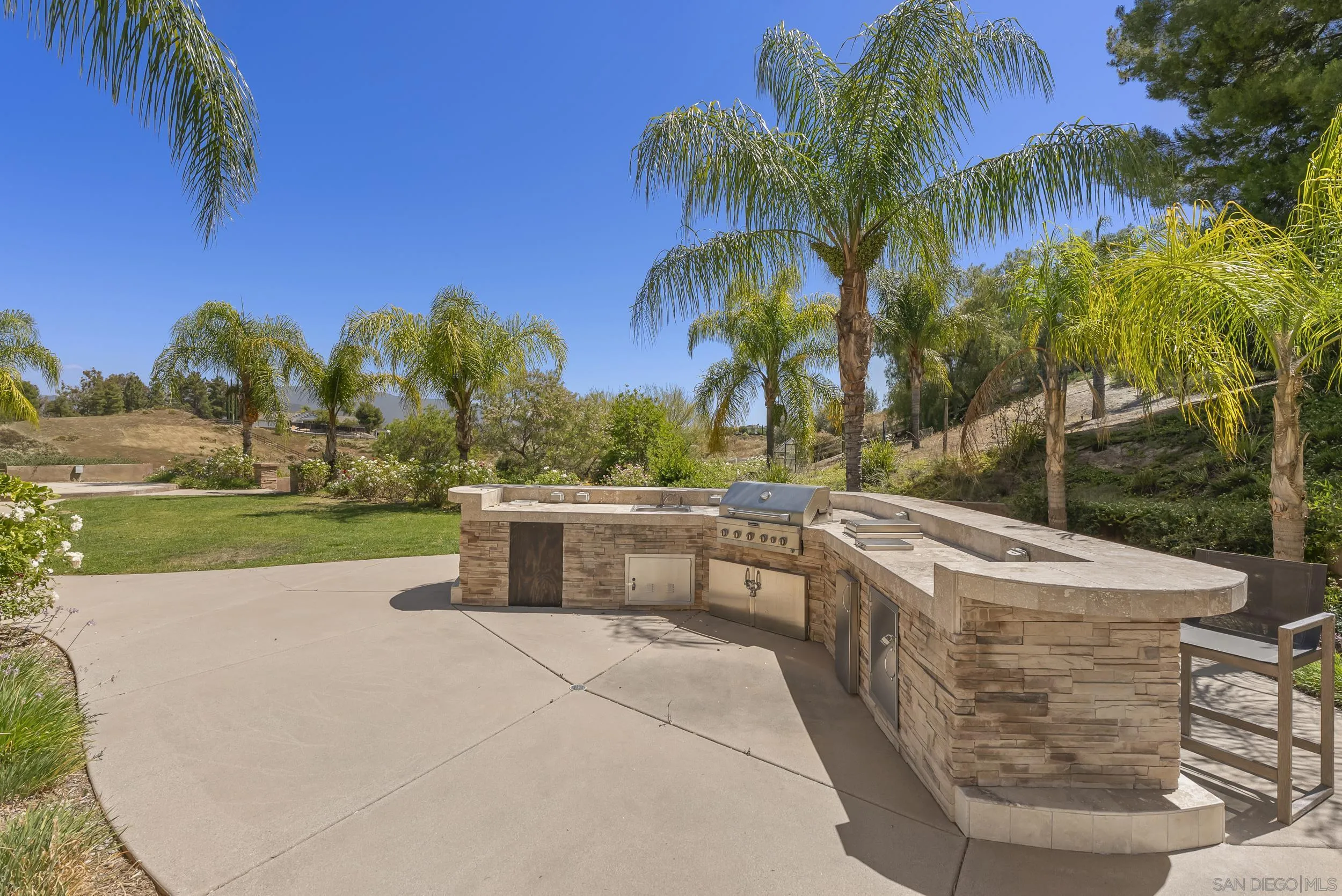 41455 Vía Del Monte Temecula, CA 92592 - Photo 57 of 75