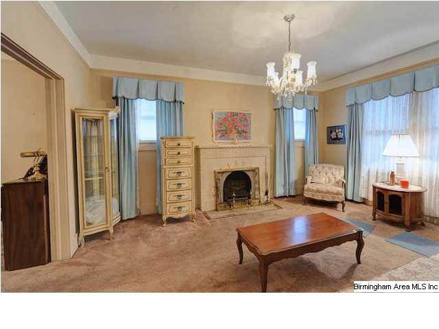 612 Alice Street Bessemer, AL 35022 - Photo 5 of 32
