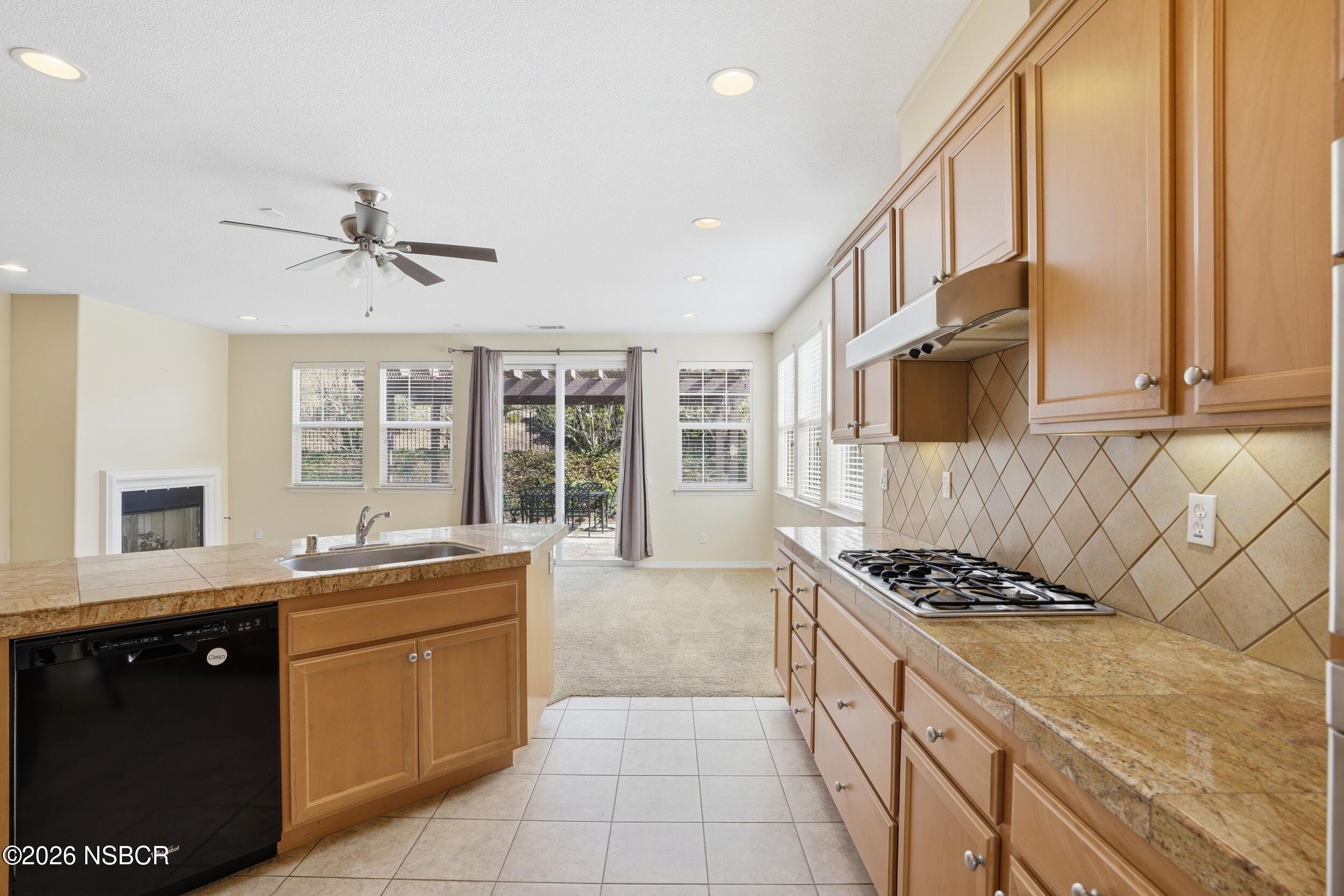 1557 Canyon Creek Road Santa Maria, CA 93455 - Photo 14 of 33 1557 canyon creek rd-17