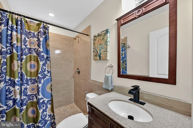 $685,000 | 522 21st Street Northeast, Washington, DC 20002