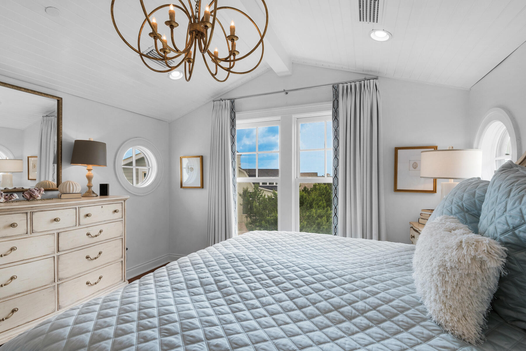 44 Bridge Water Ln Inlet Beach Inlet Beach, FL 32461 - Photo 60 of 83 a bedroom with a large bed and a dresser