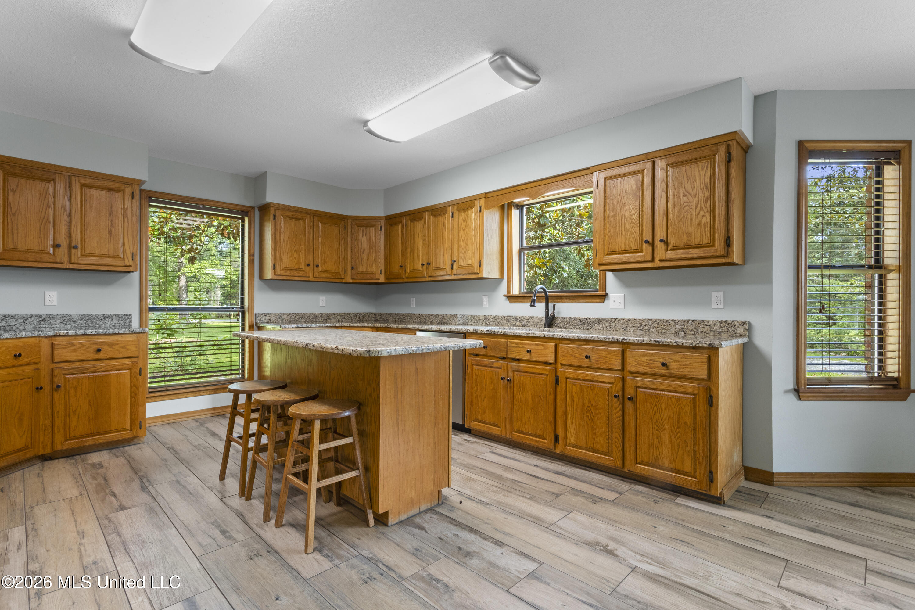 153 Pittman Road Ocean Springs, MS 39564 - Photo 14 of 54 00014