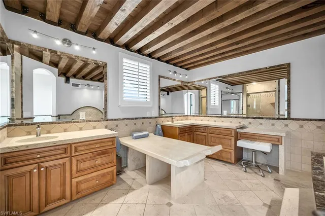 $2,049,000 | 2605 64th Street Southwest, Naples, FL 34105