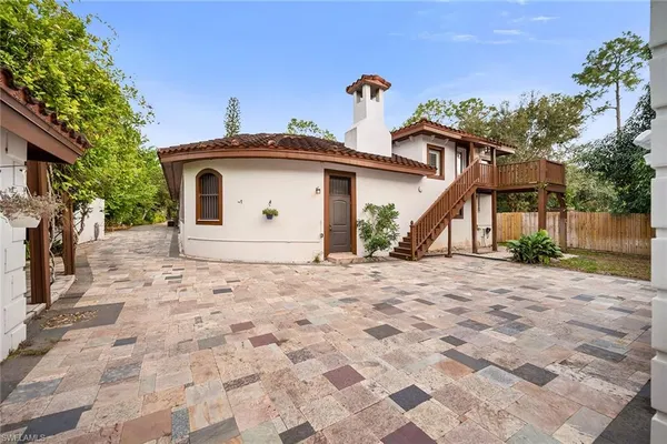 $1,795,000 | 2605 64th Street Southwest, Naples, FL 34105