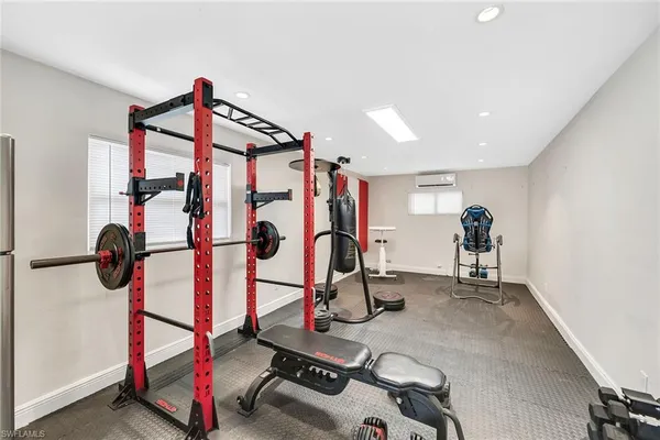 $1,795,000 | 2605 64th Street Southwest, Naples, FL 34105