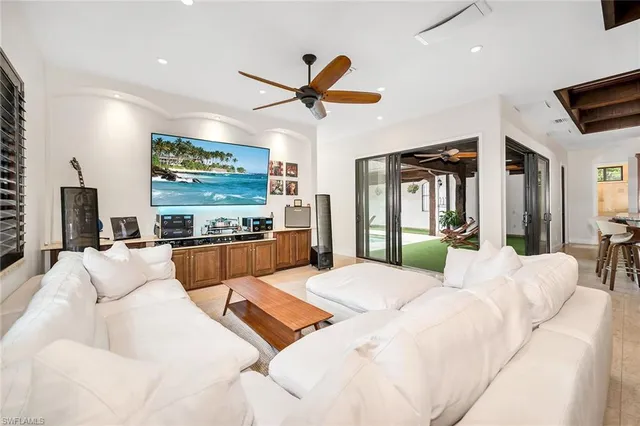 $2,049,000 | 2605 64th Street Southwest, Naples, FL 34105