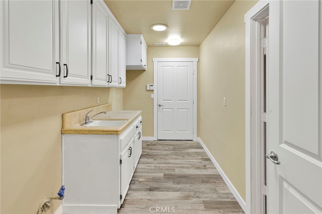 16653 Iwa Road Apple Valley, CA 92307 - Photo 19 of 60 Gallery Image 19