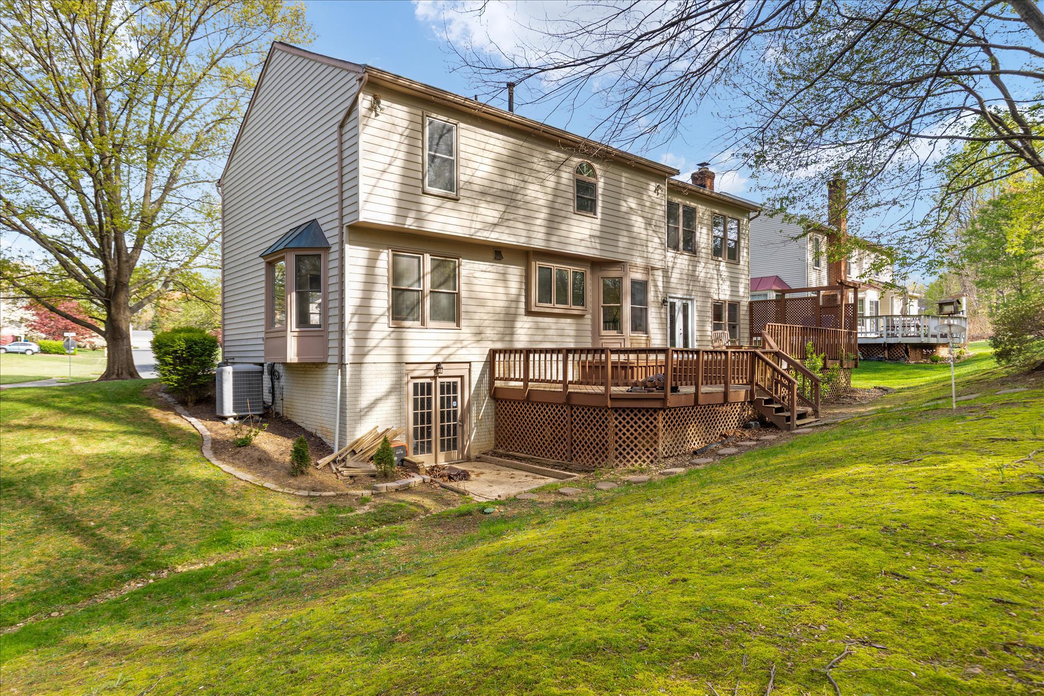 7917 Donegal Lane Springfield, VA 22153 - Photo 48 of 55 Backyard view of home