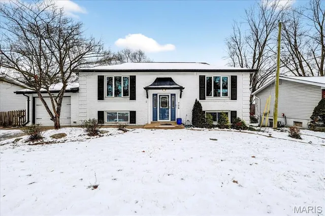 $319,900 | Undisclosed Address, Manchester, MO 63021