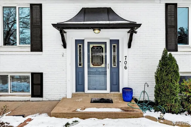 $319,900 | Undisclosed Address, Manchester, MO 63021