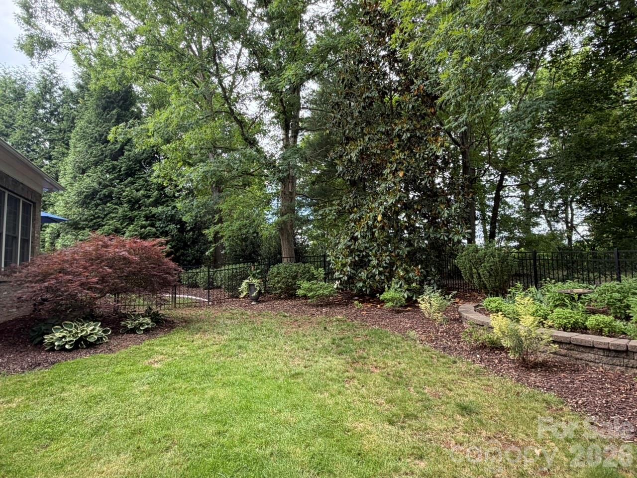 914 Players Ridge Road Hickory, NC 28601 - Photo 36 of 42