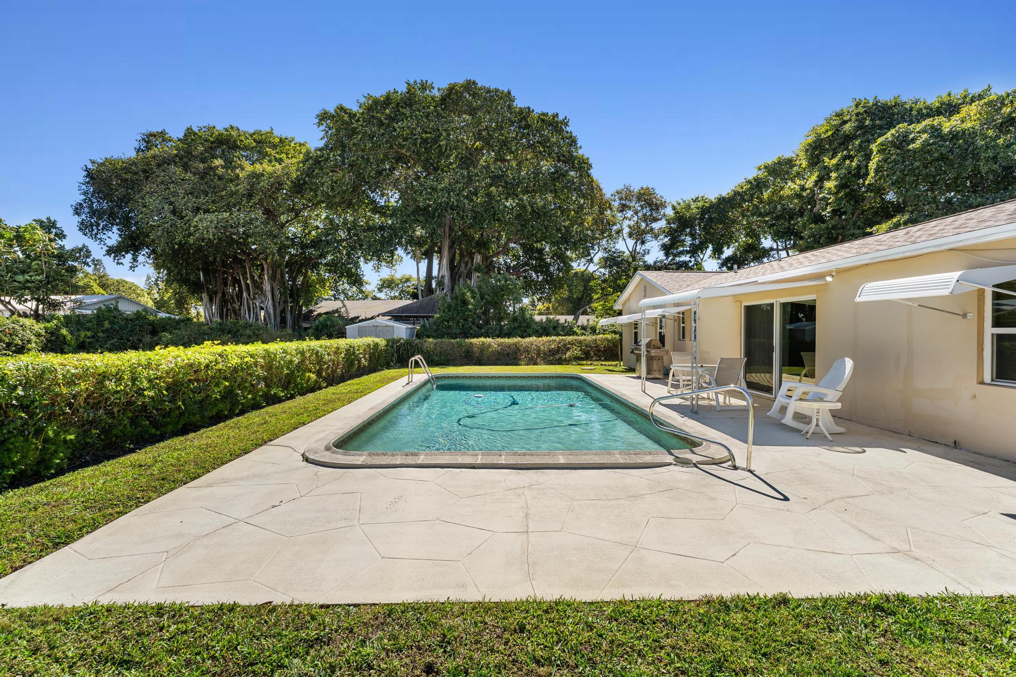 1812 High Ridge Road Lake Worth, FL 33461 - Photo 33 of 43 Pool Deck