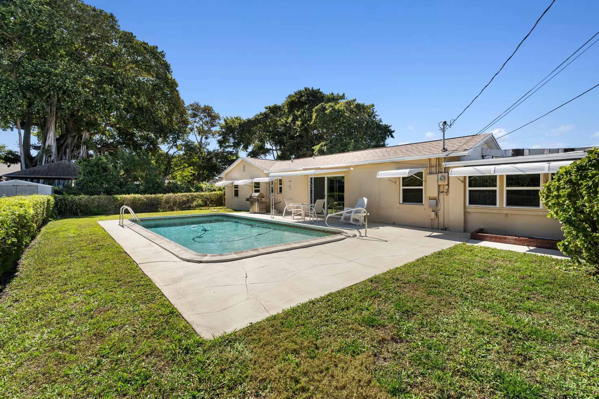 1812 High Ridge Road Lake Worth, FL 33461 - Photo 34 of 43 Pool Deck