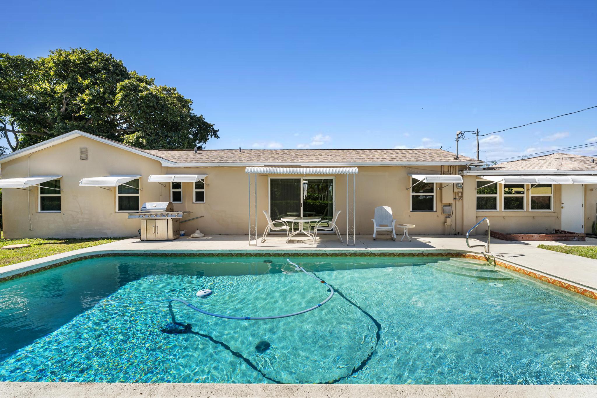 1812 High Ridge Road Lake Worth, FL 33461 - Photo 35 of 43 Pool Deck