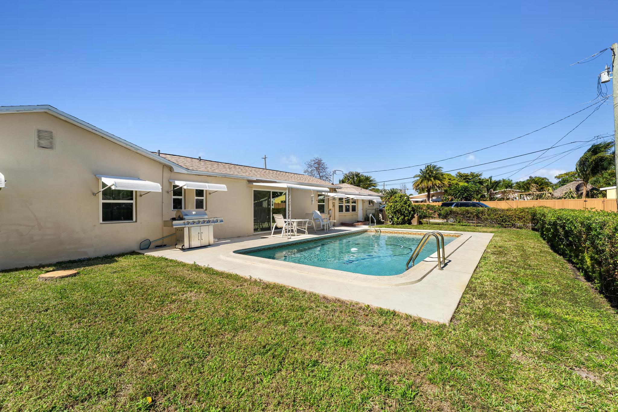 1812 High Ridge Road Lake Worth, FL 33461 - Photo 36 of 43 Pool Deck