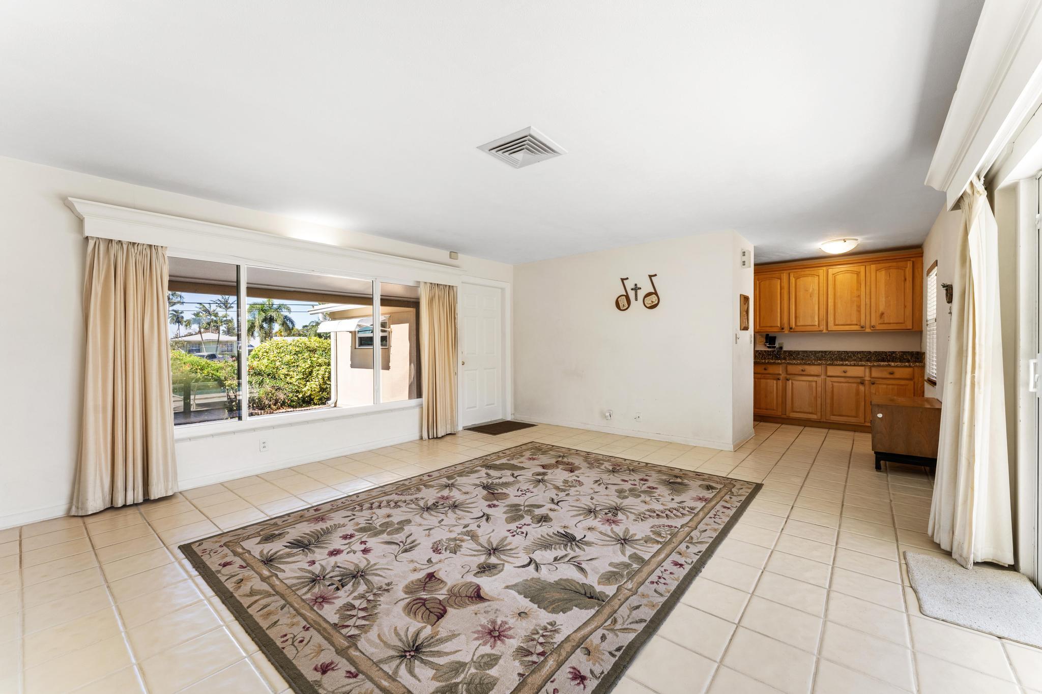 1812 High Ridge Road Lake Worth, FL 33461 - Photo 4 of 43 Entry Way