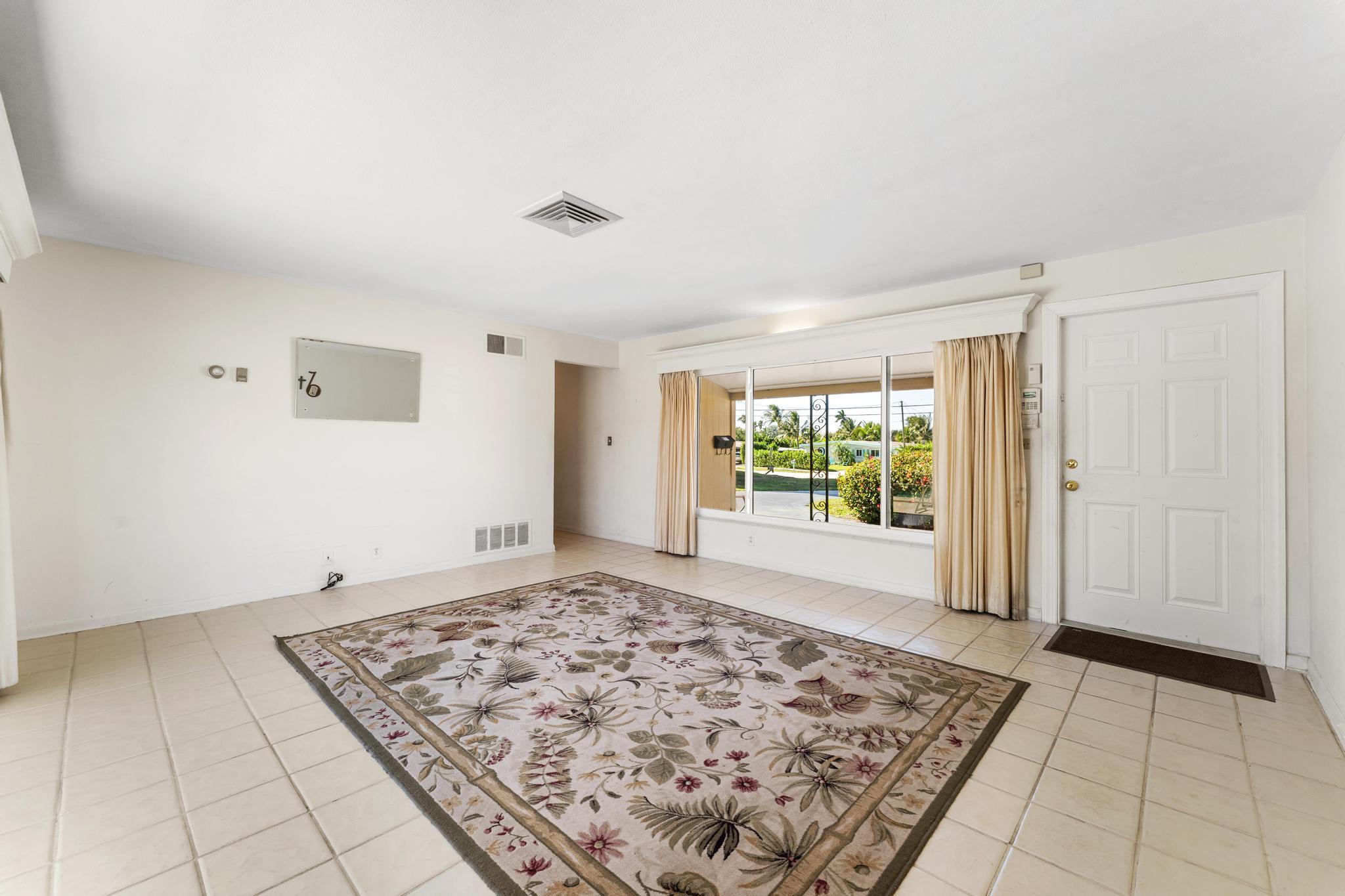 1812 High Ridge Road Lake Worth, FL 33461 - Photo 6 of 43 Entry Way