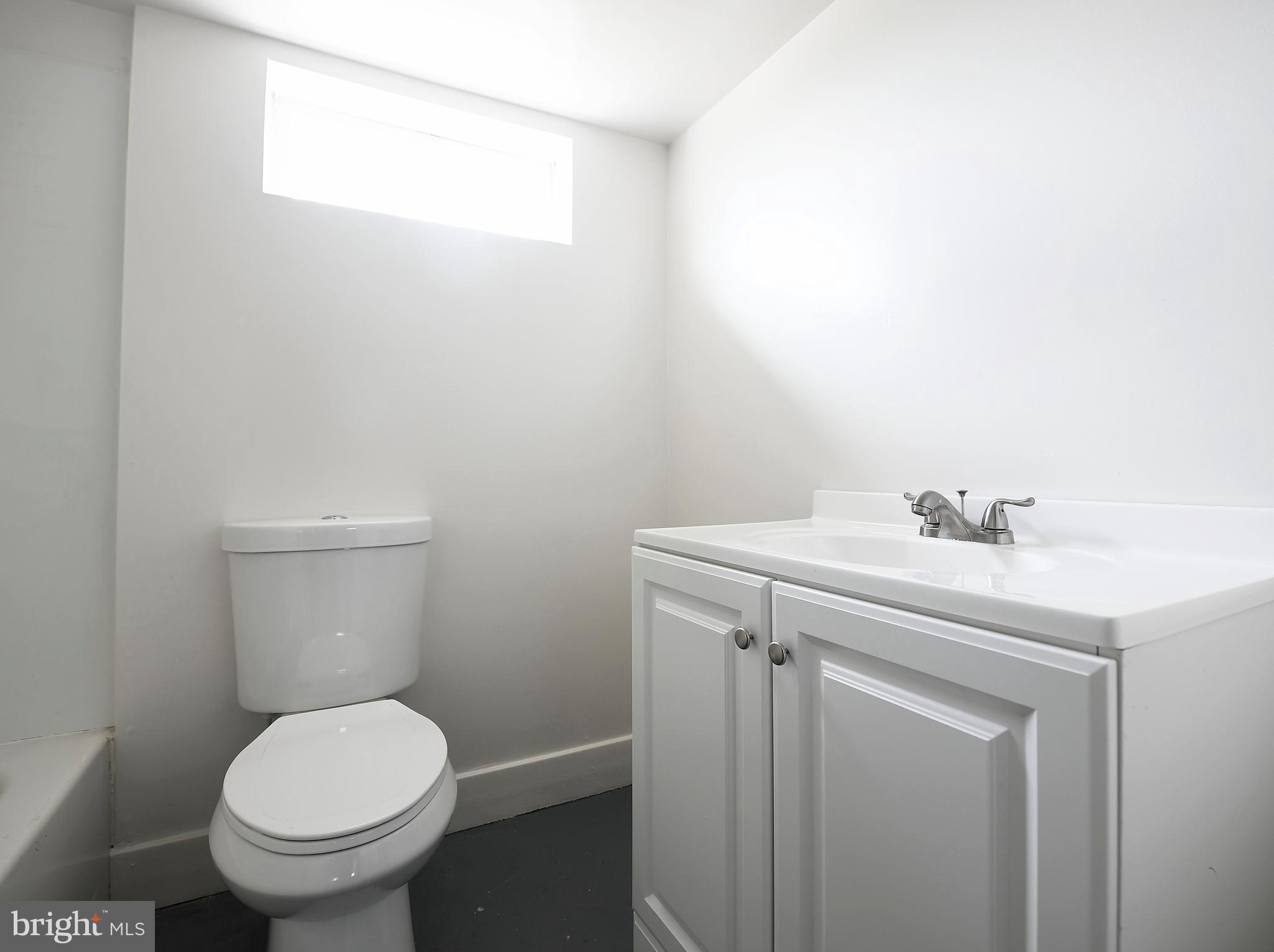 3706 North Point Road Dundalk, MD 21222 - Photo 20 of 33 Full Bath