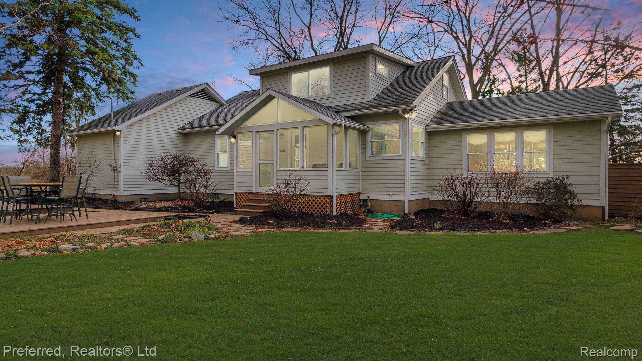 9901 Warren Road Plymouth, MI 48170 - Photo 1 of 39 Warren Lead Photo.jpg