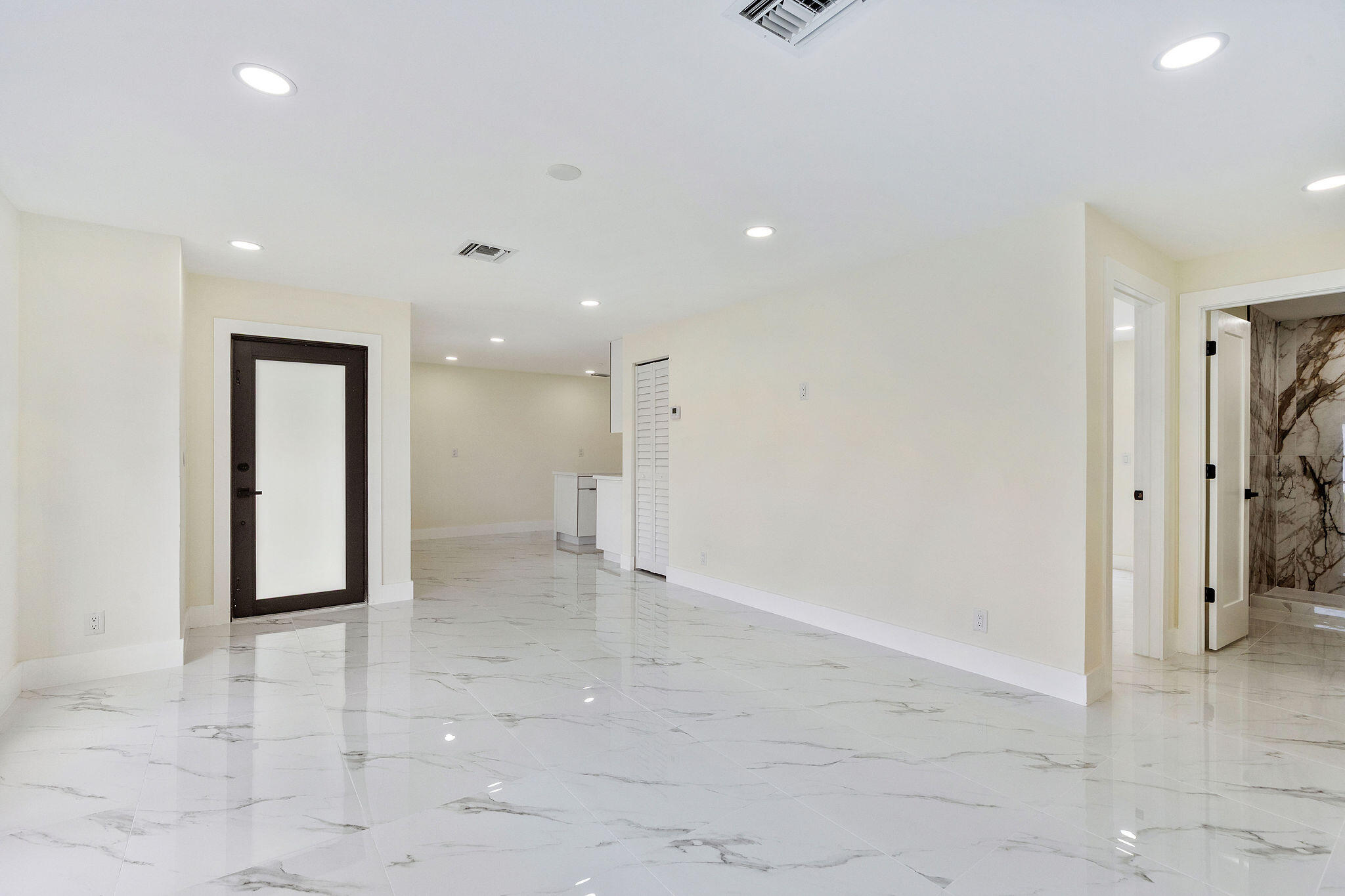 3185 Riddle Road West Palm Beach, FL 33406 - Photo 7 of 33 DSC02485