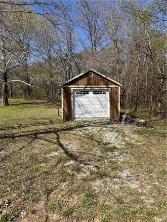 $149,900 | 925 South 82nd Highway, El Dorado Springs, MO 64744