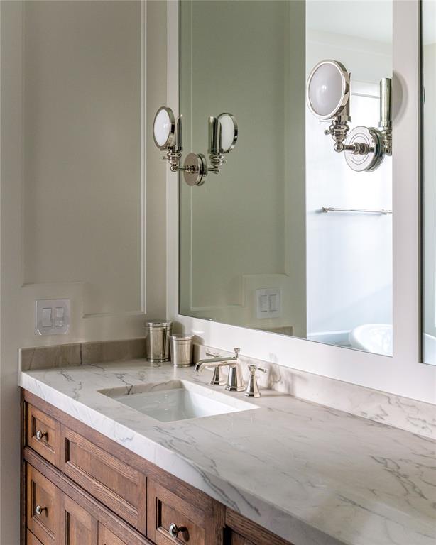 4405 Wildwood Road Dallas, TX 75209 - Photo 24 of 26