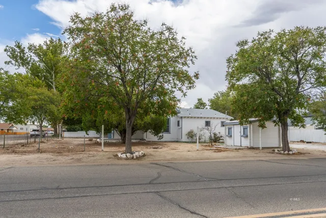 $395,000 | 211 South Washington Street, Lone Pine, CA 93545