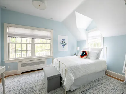 $3,198,000 | 170 Manhasset Woods Road, Manhasset, NY 11030