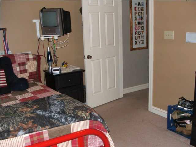 208 Devander Run Ridgeland, MS 39157 - Photo 21 of 28 Guest Bedroom 3 alt view