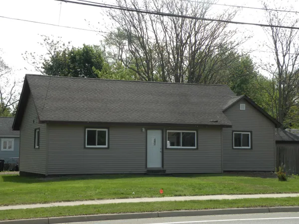 $172,900 | 1007 South Shiawassee Street, Owosso, MI 48867