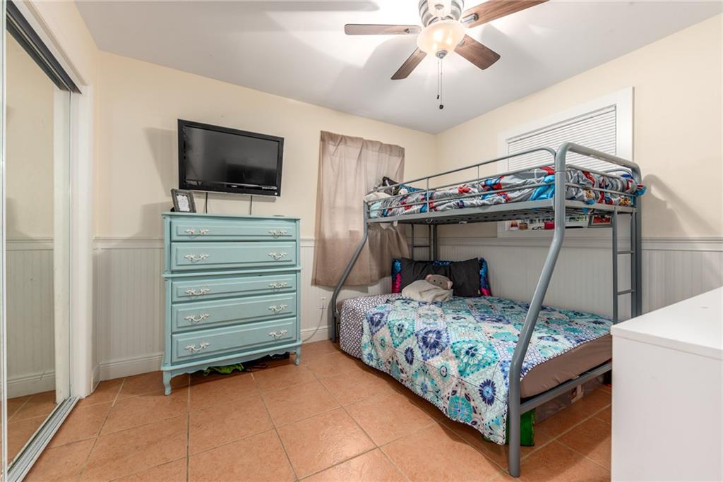 429 Robalo Court Stuart, FL 34996 - Photo 6 of 23 Gallery Image 6
