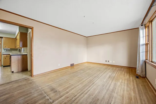 $215,000 | 305 19th Avenue North, Fargo, ND 58102