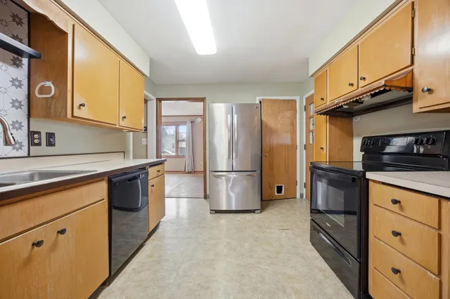 $215,000 | 305 19th Avenue North, Fargo, ND 58102