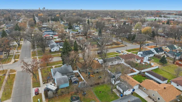 $215,000 | 305 19th Avenue North, Fargo, ND 58102