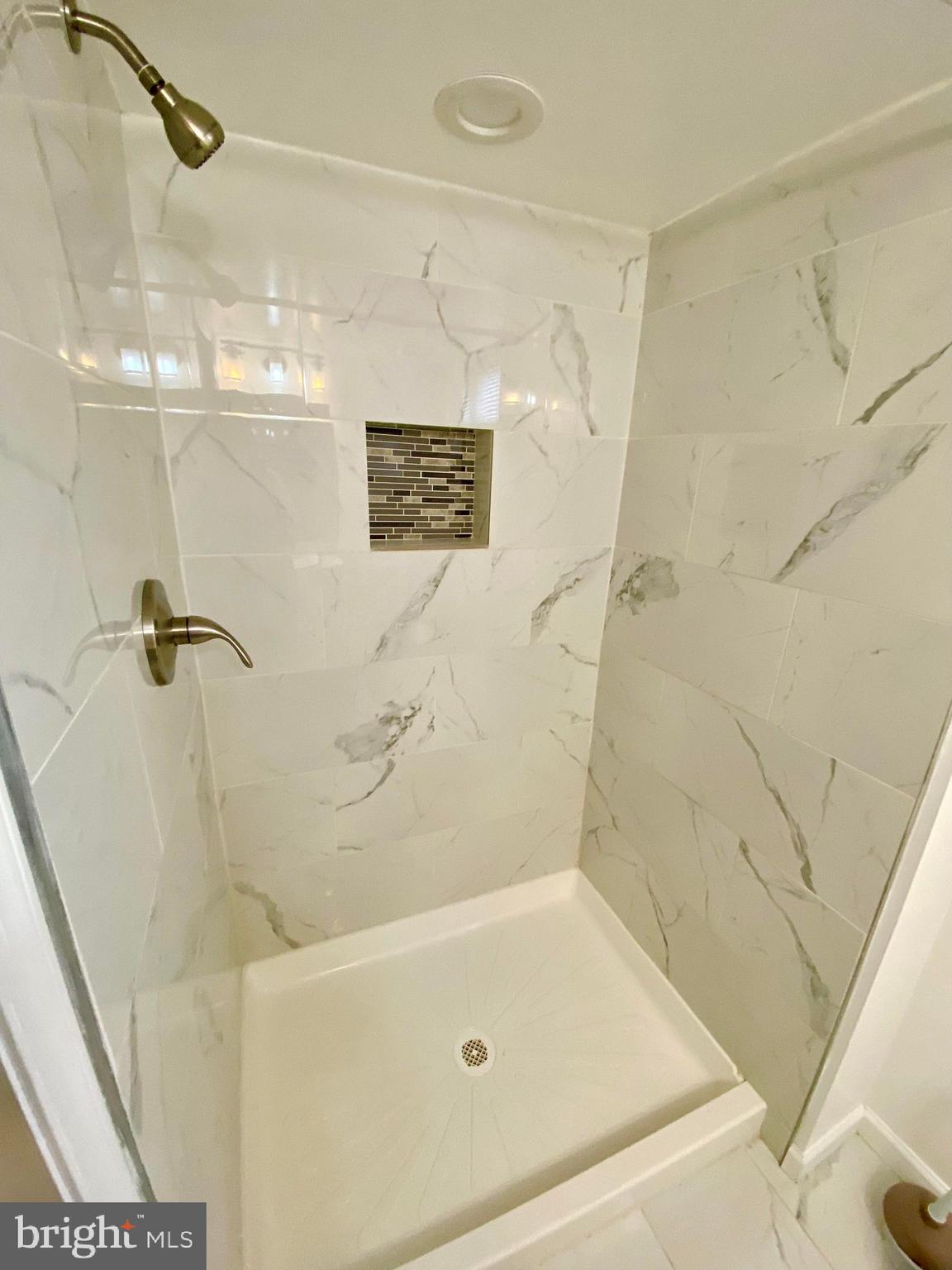5781 Edgepark Road Baltimore, MD 21239 - Photo 15 of 22