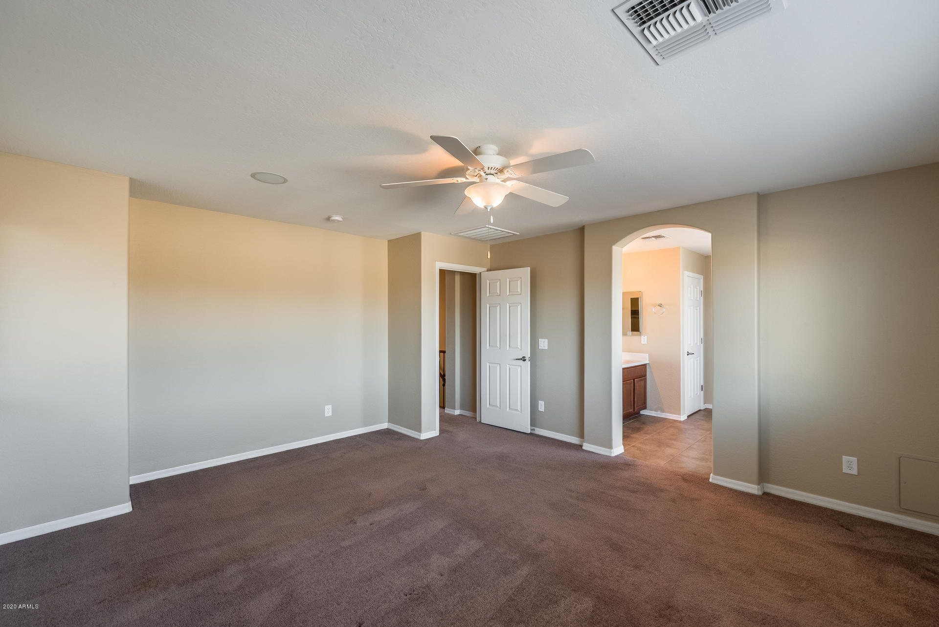 886 West Trellis Road San Tan Valley, AZ 85140 - Photo 19 of 32 Gallery Image 19