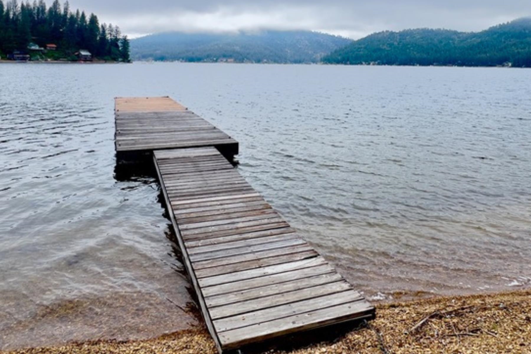 4111 Tamarack Beach Road Loon Lake, WA 99148 - Photo 17 of 19 Gallery Image 17